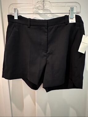NWT Abercrombie Black High Rise Dressy Shorts - size 8 (29”)